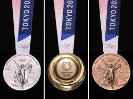Le Medaglie Di Tokyo 2020 Sono Fatte Di Oro Argento E Bronzo Riciclati Da Oltre 6 Milioni Di Smartphone Corriere It