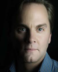 The Devoted Classicist: Jeffrey Bilhuber's Hay Fever