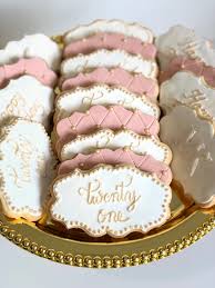 21st Birthday Cookie Cake Ideas Vanilla Bean Cookies 21st Birthday 21st Birthday Cakes 21st Birthday Dessert 21st Birthday Cake For Girls