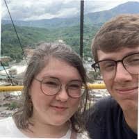 Antonio Etter's Instagram, Twitter & Facebook