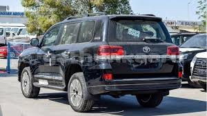 The toyota land cruiser (japanese: Buy Import Toyota Land Cruiser Black Car In Import Dubai In Baa Gathunkaaru