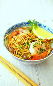 Recette Bouillon Asiatique De Nouilles Chinoises Aux Crevettes En Video Recette Nouilles Chinoises Crevettes Cuisine Asiatique Recette Asiatique