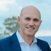 Jason Entwistle's Instagram, Twitter & Facebook