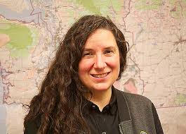 Western Innovator: Washington wolf lead takes new challenge