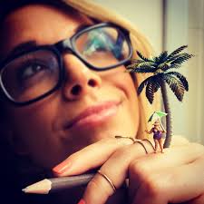 Many years ago I did this mini series featuring faces of my old coworkers  with miniature figures reflecting their mindsets. It was such a fun and  silly time with them🥳 . . . #