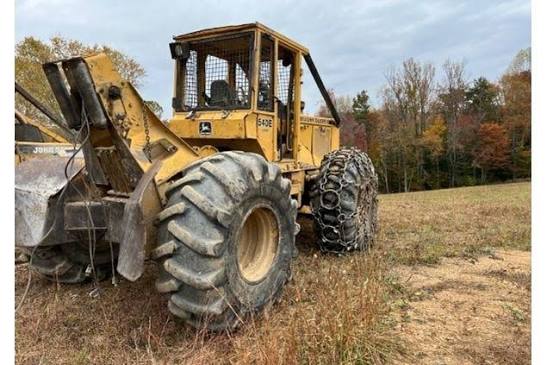 John Deere 540E Skidder