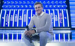 #italogoulart #combolsonaroem2022 #lucianohucko apresentador da rede globo, luciano huck, abraçou a maria chocolate em seu programa, com uma espécie de bolha. Articulacao De Centro Avanca E Tenta Se Opor A Polarizacao Politica
