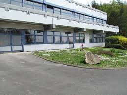 Neu Renovierte Aussenfassade Des Rehabilitations Und Praventionszentrum Mit Angeschlossenem Parkhotel Im Bayrischen S Aussenfassade Bad Kissingen Innere Medizin