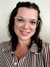 Etta Augustine's Instagram, Twitter & Facebook