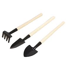 Wherever you'd like your garden to grow, there's a gardening kit for you. Pingxia Small Gardening Tool Kit 3 Pieces Shovel Rake Spade Mini Home Garden Lawn Rust Resistant Wooden Handle Design Garden Tools Buy Online In Aruba At Aruba Desertcart Com Productid 50499989