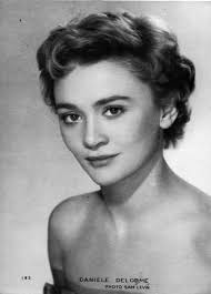 Isn't it **Dolores Domasin**