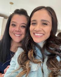 I'd like to wish my Aunt Lori a very Happy Birthday! I have to acknowledge  you & the sacrifice you made for our family. Thank you for uprooting your  life & moving