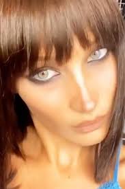 Fringe Hairstyles From Choppy To Side Swept Bangs Glamour Uk