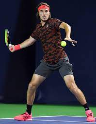 Interpretation of evidence interpretation of centile data as basis for generalised height and weight curves generalised height and weight curves in tabular form (table iii) table ii was created by converting the reported mean heights and weights from different. Stefanos Tsitsipas Height Weight Shoe Size Measurements Facts Family