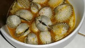 Resep kerang hijau bumbu kuning adalah salah satu jenis seafood yang memiliki tekstur yang kenyal dan rasanya yang manis dan gurih sehingga banyak dijadikan. Kerang Dara Bumbu Kuning Dimanaja Com