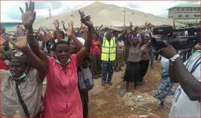 Nigerian president visits synagogue church collapsed building. Photo Tb Joshua Church Collapses Peace Fm Photos Peacefmonline Com