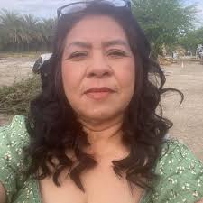 Yanira y su familia recibieron insultos por parte de una mujer que amenazó  con llamar a 'la migra'. Así ocurrieron los hechos: 👉  http://uni.vi/lfKY1066nPu