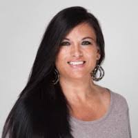 Amanda Melton's Instagram, Twitter & Facebook