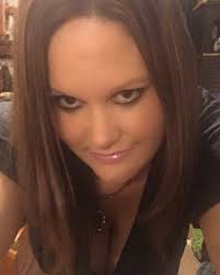 Lara Kirkpatrick (@laralee0523)