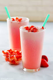 Feb 04, 2019 · starbucks pink drink is a far healthier option to make compared to some of the other high sugar content drinks they sell. Starbucks Pink Drink Laptrinhx News