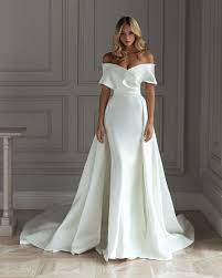 21 Most Pinned Wedding Dresses In 2021 Simple Elegant Wedding Dress Wedding Dresses Elegant Bridal Gown