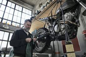 How to become a motorcycle mechanic. 5 Best Motorcycle Mechanic Schools In The U S Motorcycle Industry Jobs
