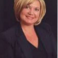 Angie Mobley (@angiesellshomes)