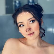 Val Guzmán (@valguzman_makeup) • Instagram photos and videos