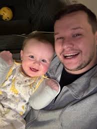 On the hunt for a new cue to suit my height (6ft 2) if anyone has anything  for sale or can point in the right direction, thanks