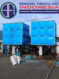 Sesuai dengan namanya tangki ini terbuat dari bahan fiberglass yang dikenal sebagai bahan dengan daya tahan yang sangat kuat. Roof Tank Archives Bengkel Fiberglass