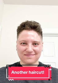 Enjoy a Refreshing Lunch Break Haircut in Denver