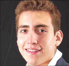 Father of ex-Red Bud policeman demands mayor resign