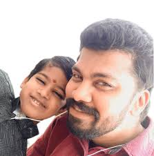 quarter of a century & just getting started 😎 🍾 #25 Shot by :  @thelightroomphotography 📸 🪄 makeup : @anuv_mua 💄 🤍 hair :  @shadow_and_.shine 💇‍♀️ 🫶🏽 Studio : @ccf_studio ⚡️