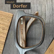 Dominik Gasser Lungerer Holzbrillen