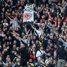 Der großteil von ihnen muss dafür geimpft oder. Arsenal Launch Major Operation To Stop Eintracht Frankfurt Fans Getting Into Emirates Mirror Online