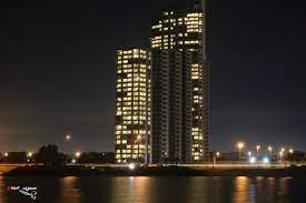 برج المسارات كورنيش جدة jeddah skyscraper building