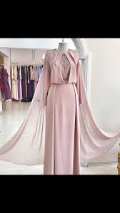 Pin Oleh Tais Alves Di Abaya Model Pakaian Hijab Gaya Model Pakaian Model Pakaian