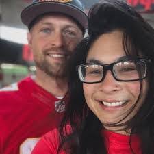 Kimberly Huss's Instagram, Twitter & Facebook