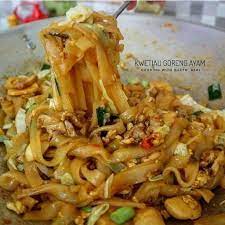 Kuih tat nanas), brunei and singapore in various forms. Kemiri Untuk Membuat Kwetiau Goreng Ayam Resep Makanan Lengkap Resep Masakan Lezat Indonesia