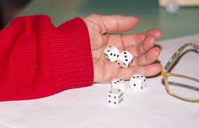 Le persone che basano le proprie scelte di vita sul lancio dei dadi