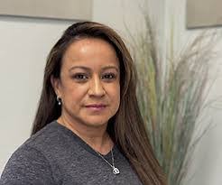 Adriana Hampton's Instagram, Twitter & Facebook