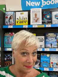 Women loose women press photo photographer color lady actresses celebs female artists. Denise Welch On Twitter Hovering Around The Book Aisle In Sainsburys Til No One Was Looking So I Could Take This Pic How Cringe If Anyone Had Seen The Girl At The