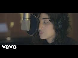 Ce rien qui nous lie qui nous attache et qui nous fait plier aussi paroles.net dispose d'un accord de licence de paroles de chansons avec la société des editeurs et auteurs de musique (seam) Ce Qui Nous Lie Est La Paroles Camelia Jordana Explication