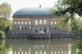 Isa genzken at k21, review for burlington magazine, summer 2021 matthew wong at cheim & read, artforum critics' pick, 2021 good bad: Rheinische Museen Museum K20 K21 Kunstsammlung Nordrhein Westfalen K21 Kunstsammlung Im Standehaus