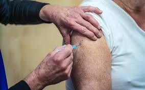 De ggd is afhankelijk van de beschikbaarheid van de vaccins. Ggd Fryslan Richting 20 000 Vaccinaties Per Week Volgende Week Uitnodiging Voor 69 En 70 Jarigen Leeuwarder Courant