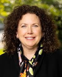 Colleen Griffiths's Instagram, Twitter & Facebook