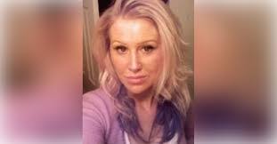 Essence Everett's Instagram, Twitter & Facebook