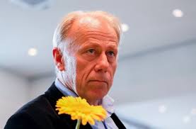 Der spruch lautete zuerst so. Jurgen Trittin Wie Bei Hempels Unterm Sofa Politik Stuttgarter Zeitung