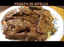 Lavate, sbucciate e affettate le cipolle. Fegato Di Vitello Con Soffrittino Youtube