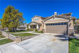 28950 Horner Ln, Highland, CA 92346